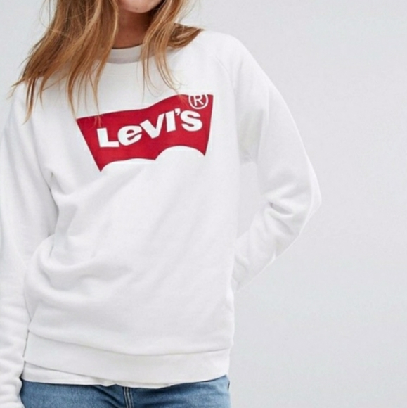 levis white sweater